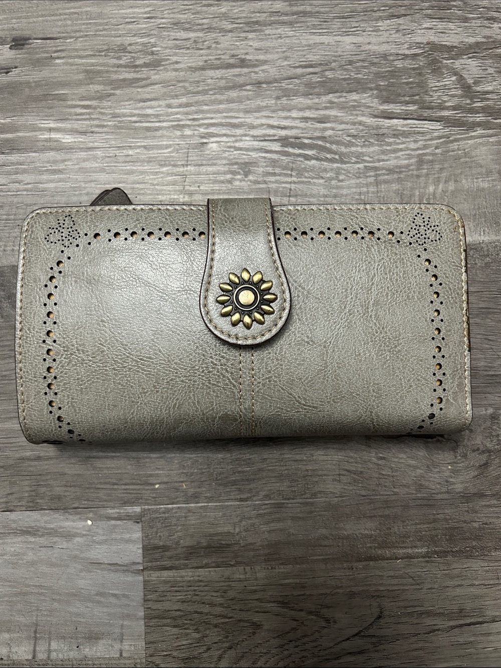 Source Unknown Gray Leather-Style Wallet with Decorative Sun Snap